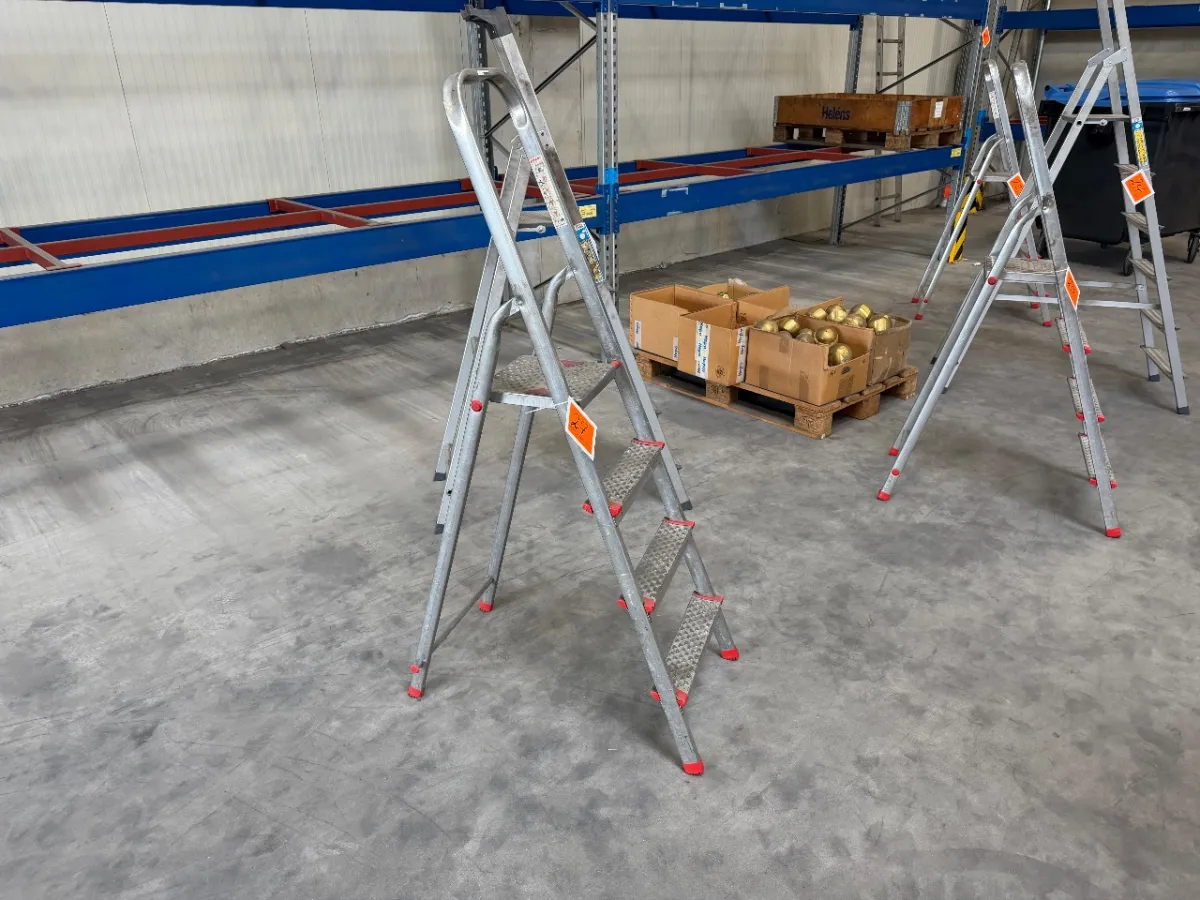 Aluminium ladder (3-step)