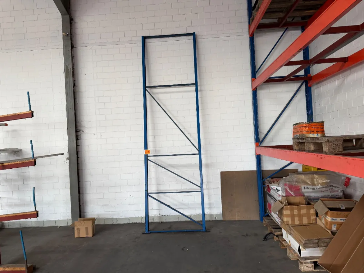 Partij zware palletsteunen (6 stuks)