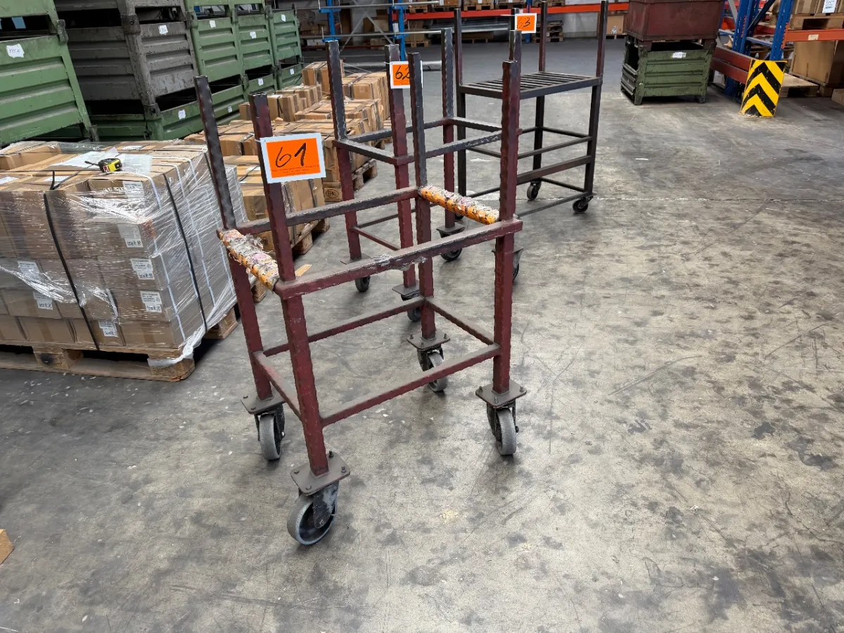 Iron transport trolley