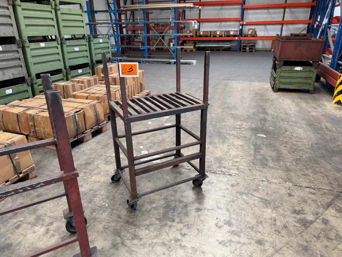 Iron transport trolley