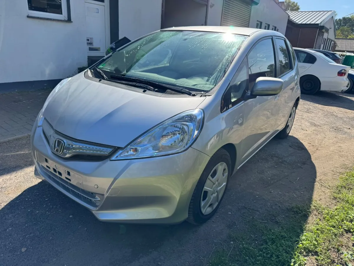 Schräghecklimousine (Honda, Jazz 1.3 l IMA Comfort Hybrid Benzin/Elektro)
