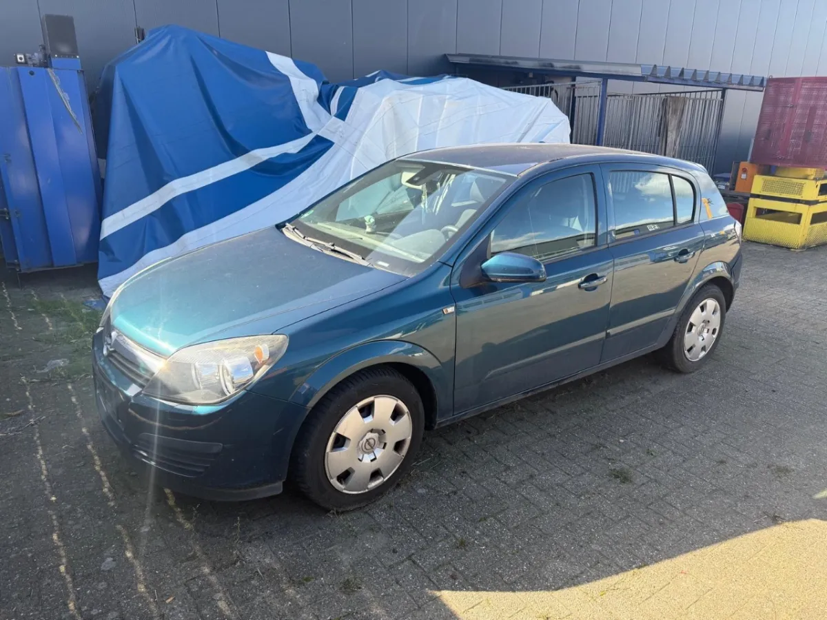 Хэтчбек Opel Astra, 1,6 л бензин