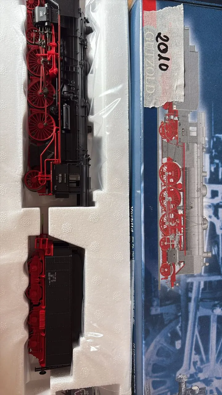 Lokomotywa parowa BR 012 081-6 DB
