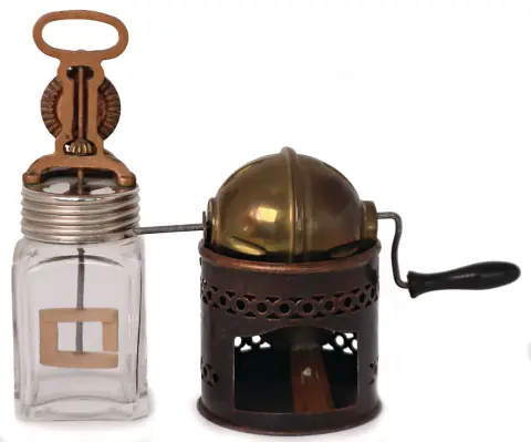 2 Teile Puppenküchen-Zubehör: MÄRKLIN Kaffeeröster