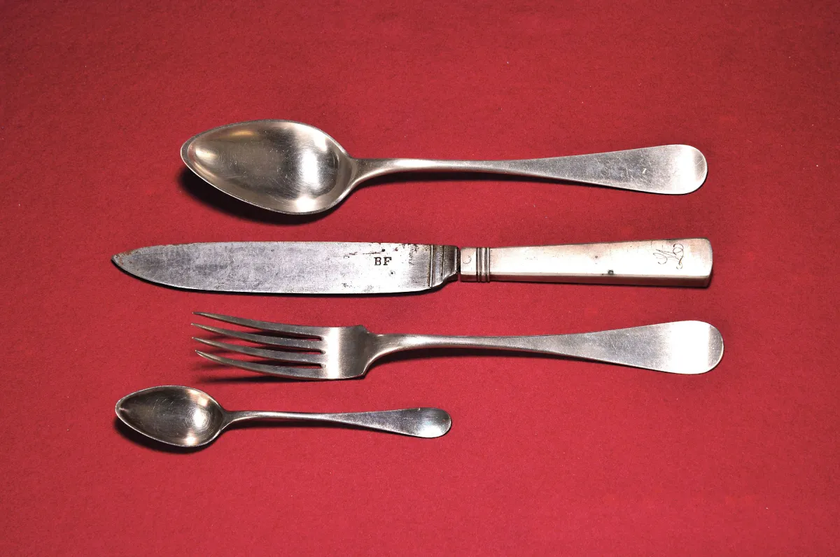 29 pièces de couverts baroques, Francfort-sur-le-Main, 18e s., argent, poinçon GP à l'aigle