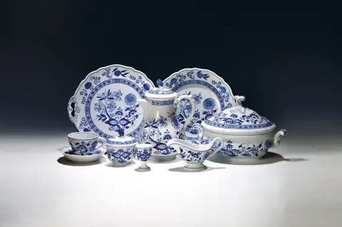 Important service à café et à dîner, Hutschenreuther, 20e s., porcelaine