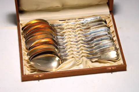12 cuillères en argent, Bruckmann & Söhne, Heilbronn, vers 1900, argent 800, poinçon de bijoutier