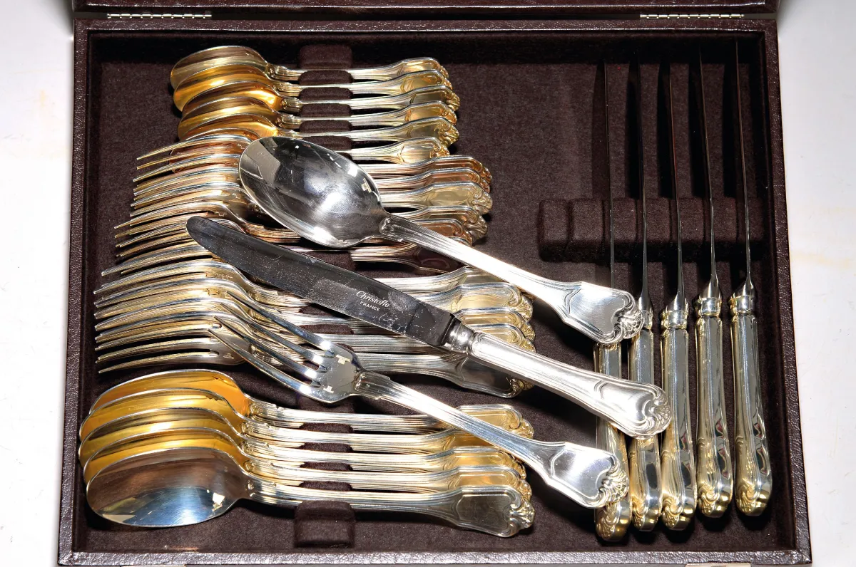 Speisebesteck 89 Teile, Dekor Port Royal, Christofle, Paris, Metall versilbert, 6
