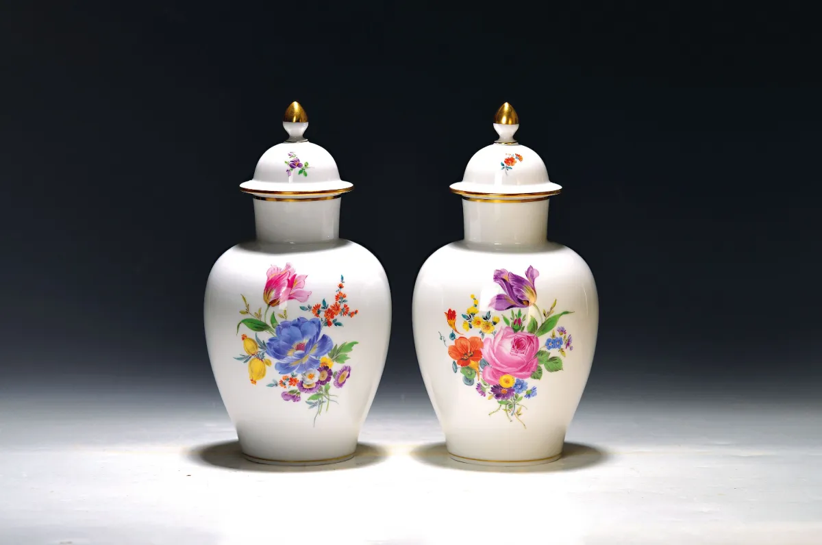 Pair of lidded vases, Meissen, 1970s, 1st choice, baluster form, gold rims, coloured