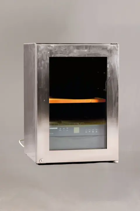 Humidor ZKes 453, Liebherr, Allemagne, boîtier en acier inoxydable, porte isolante en verre teinté