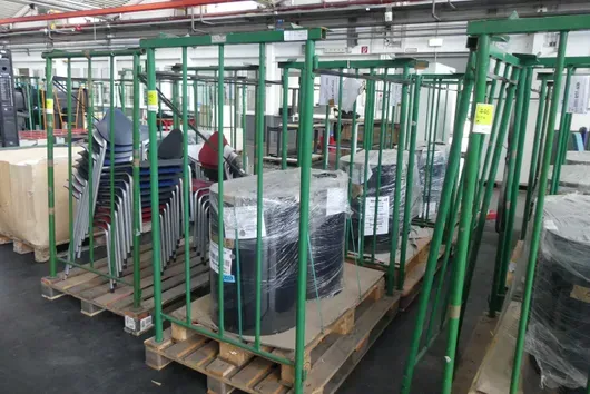 Konvolut PS Folien, Format 710 mm, 2300 my, mit 2x Lagerrunge