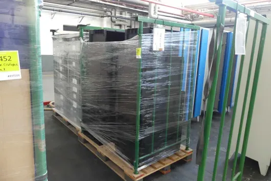 Konvolut Lagerboxen, mit Lagerrunge