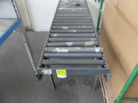 Convoyeur à rouleaux