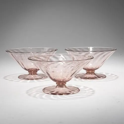 Drei Schalen, um 1925