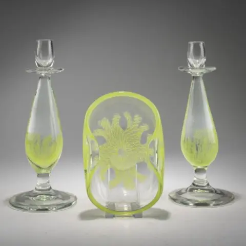 Archimede Seguso – Paire de bougeoirs et coupe 'Merletto Frastagliato', 1955