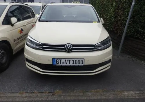 1 VW Touran, immatriculation : GT-VT 1000, 1re immat. : 09.07.2025, n° de châssis : WVGZZZ1T8SW014587, 50 785 km, Euro 6, diesel, 1968 cm³, 110 kW, 0603/000