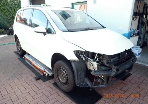 1 VW Touran, immatriculation: GT-VT 1046, 1ère immat.: 06.03.2024, n° châssis: WVGZZZ1T1RW011900, 277 710 km, diesel, Euro 6, 1968 cm³, 110 KW, contrôle…