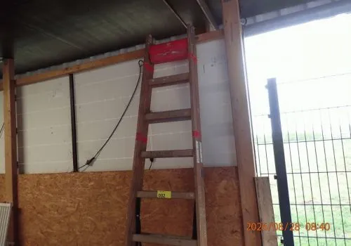 1 houten trap Würth, 2x9 sporten
