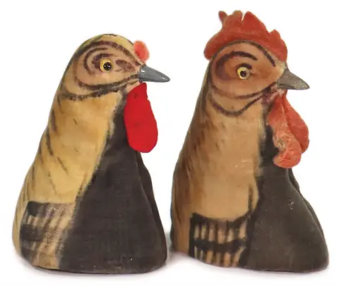 REMARK – Twee kleine eierwarmers