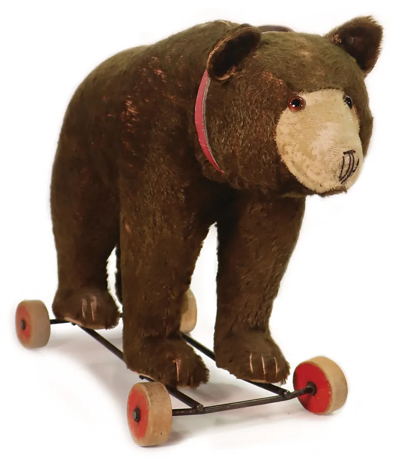 STEIFF – bear on wheels
