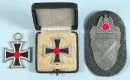 Orders and badges, 3 pieces – EK 1 (with original case) and EK 2, Demjansk sleeve shield (collector's reproduction)