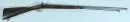 Fusil à percussion – crosse en noyer, platine en fer et pontet en laiton avec décorations gravées, canon en acier octogonal devenant rond, L= 129 cm, début 19e s.