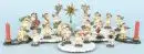 Chapelle d'anges « Hubrig Volkskunst GmbH » – 19 figurines en bois, polychromes, H= 6-10 cm, avec 3 socles