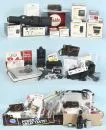 Fotoapparate, 2 Stück "Leica" mit Objektiven und Zubehör
