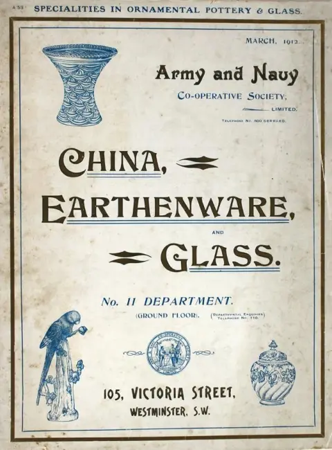 Army and Navy. – China, aardewerk en glas
