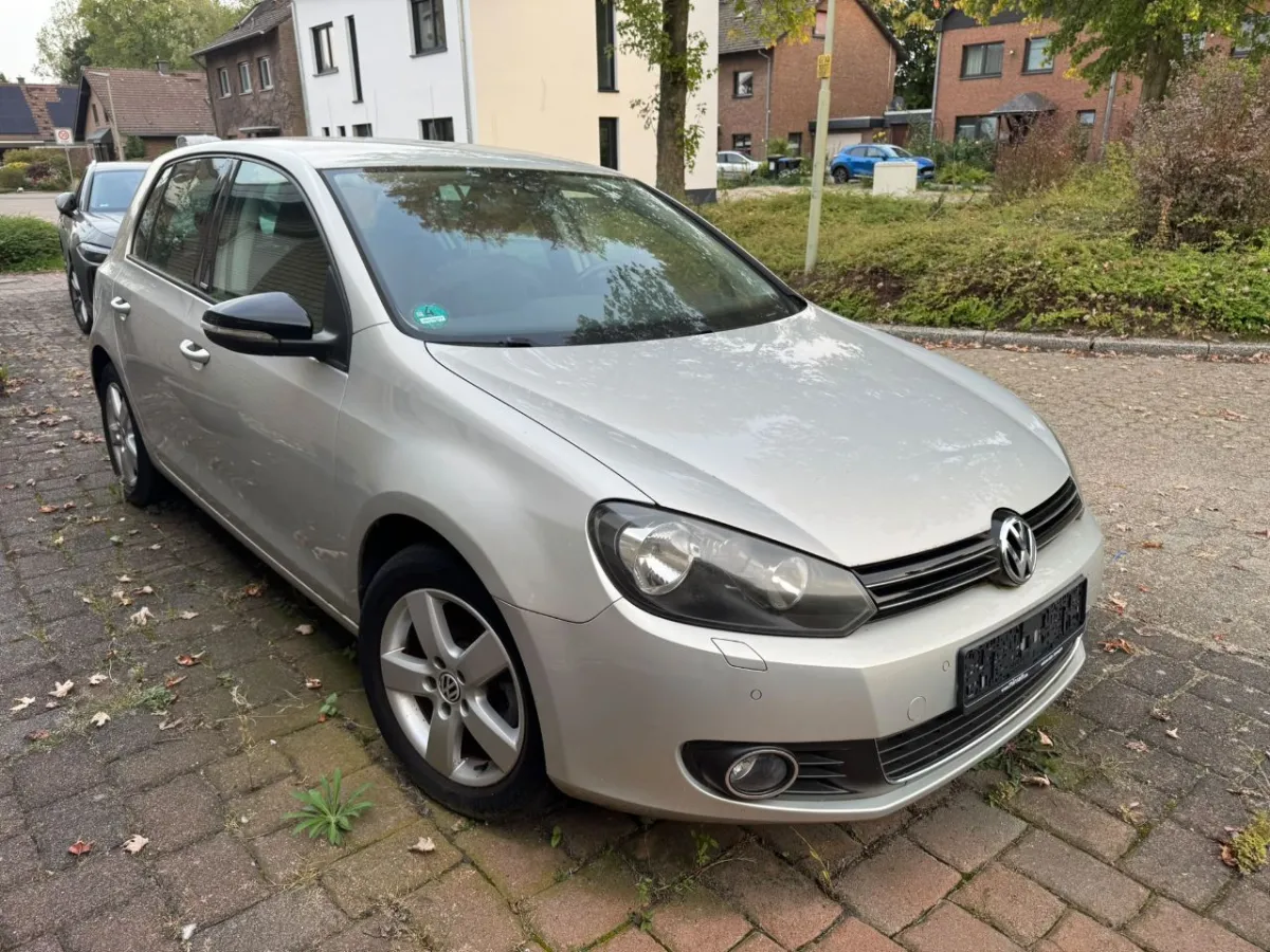 Compacte sedan (VW, Golf VI 1.2 TSI)