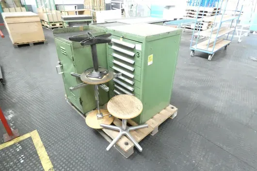 3x tool cabinet with 3x workshop stool