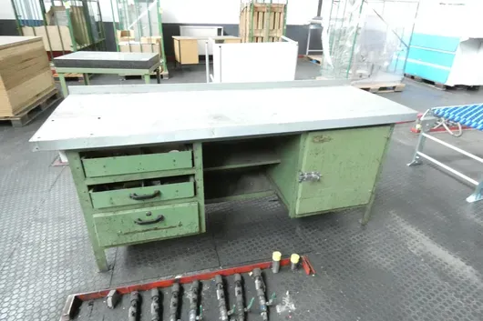 Workbench with contents