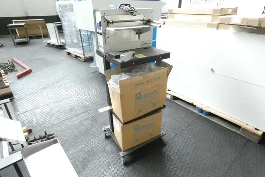 AIRPOUCH Express 3 se stojanem