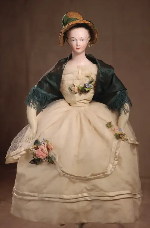 LIPPERT & HAAS, SCHLAGGENWALD – poupée à tête-buste en porcelaine « Morning Glory Lady »