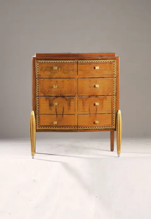 Commode Art déco, vers 1930, placage de macassar et en partie de ronce de noyer, 8 tiroirs