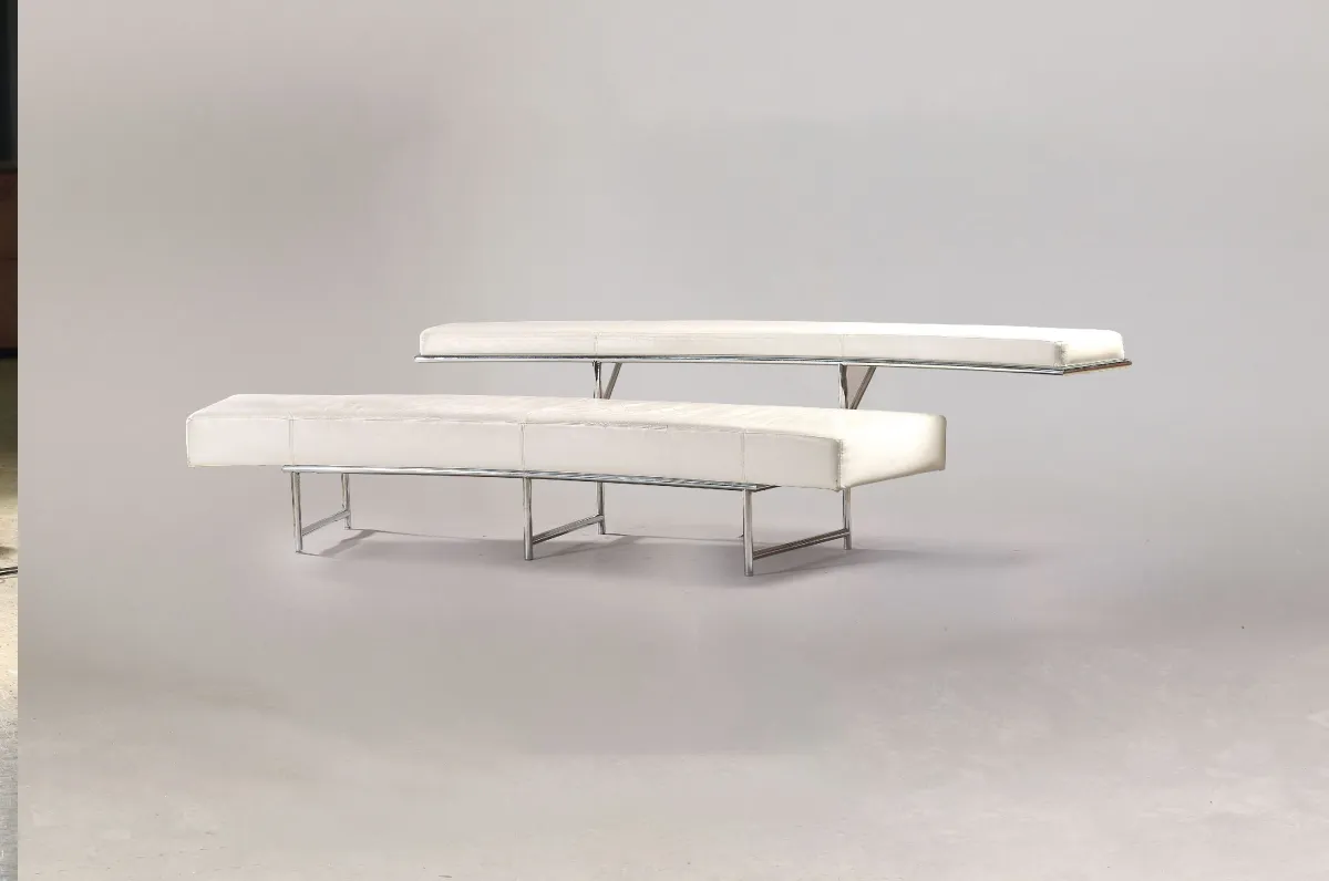 Curved sofa in the style of Monte Carlo, design Eileen Gray, execution unknown