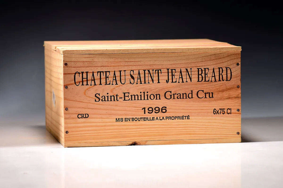 12 butelek 1996 Chateau Saint Jean de Beard, Saint Emilion Grand Cru, każda ok. 750ml, 2x