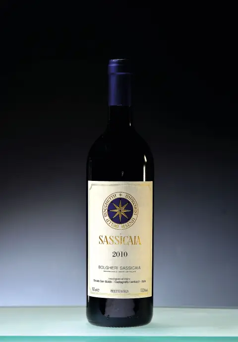 2 bouteilles 2010 Tenuta San Guido Bolgheri Sassicaia, Toscane, env. 75cl, 13,5%Vol. into