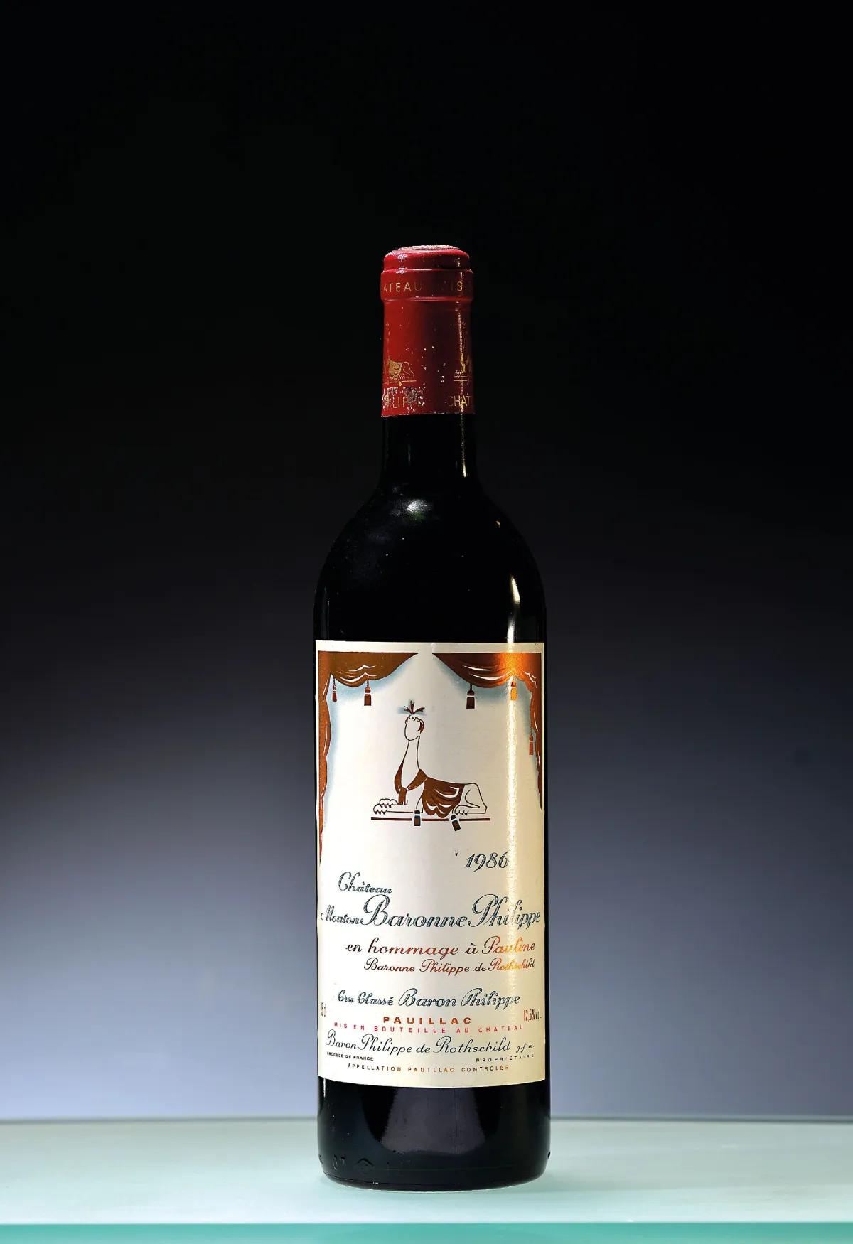 1 láhev 1986 Chateau Mouton Baronne Philippe, Pauillac, cca 75cl, 12,5% obj., top