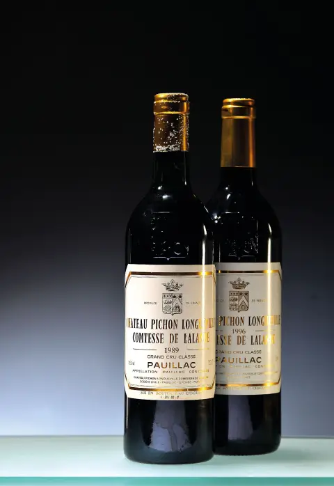 2 bouteilles Chateau Pichon Longueville Comtesse de Lalande millésimes 1989 et 1996, Pauillac