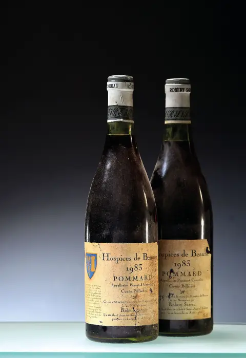 5 bouteilles 1983 Hospices de Beaune Pommard Cuvée Billardet, Côte de Beaune, env. 75cl,
