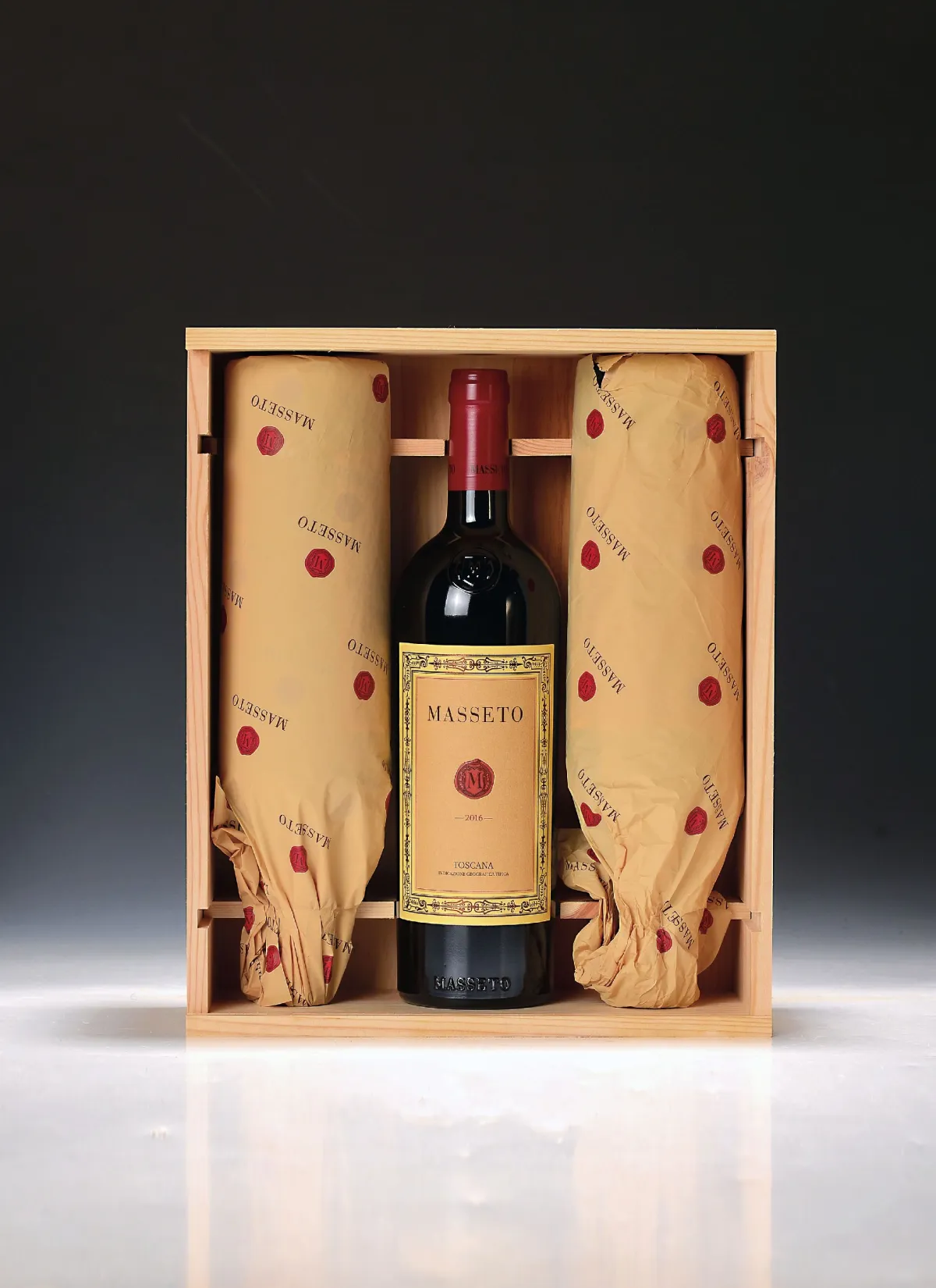 1 caisse/3 bouteilles 2016 Masseto Toscana IGT, Toscane, Italie, env. 75cl, 15%vol., min.