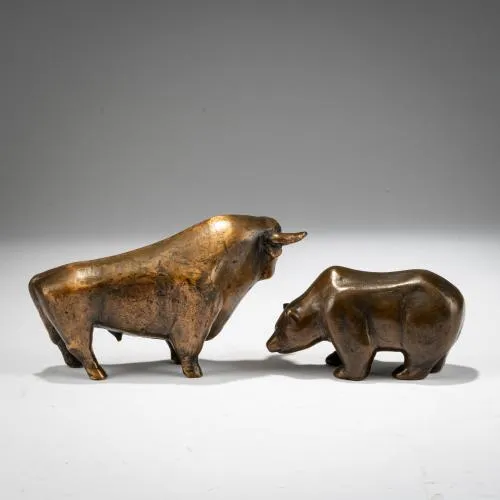 Reinhard Dachlauer – Skulpturenpaar Bulle & Bär, circa 1985