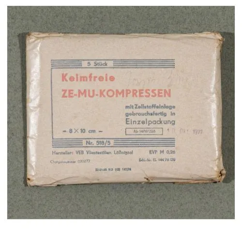 Joseph Beuys – Sterile Ze-Mu compresses (economic value), 1977