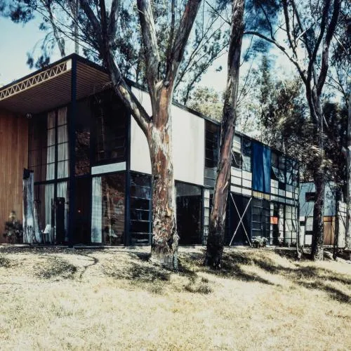 Julius Shulman – 'Charles Eames. Case Study House #8, Pacific Palisades, California', 1958 (pozdější tisk)