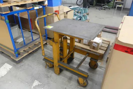 Lift table