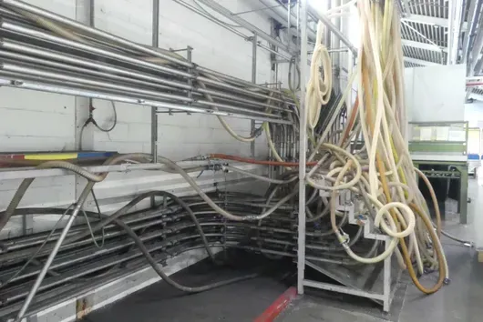 Coupling station with piping
