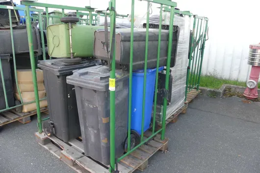 Konvolut Mülltonnen, 3x Lagerrunge