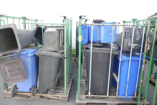 Partij afvalcontainers, 11x Lagerrunge