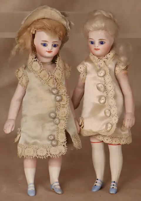 2 reizende Mignonette